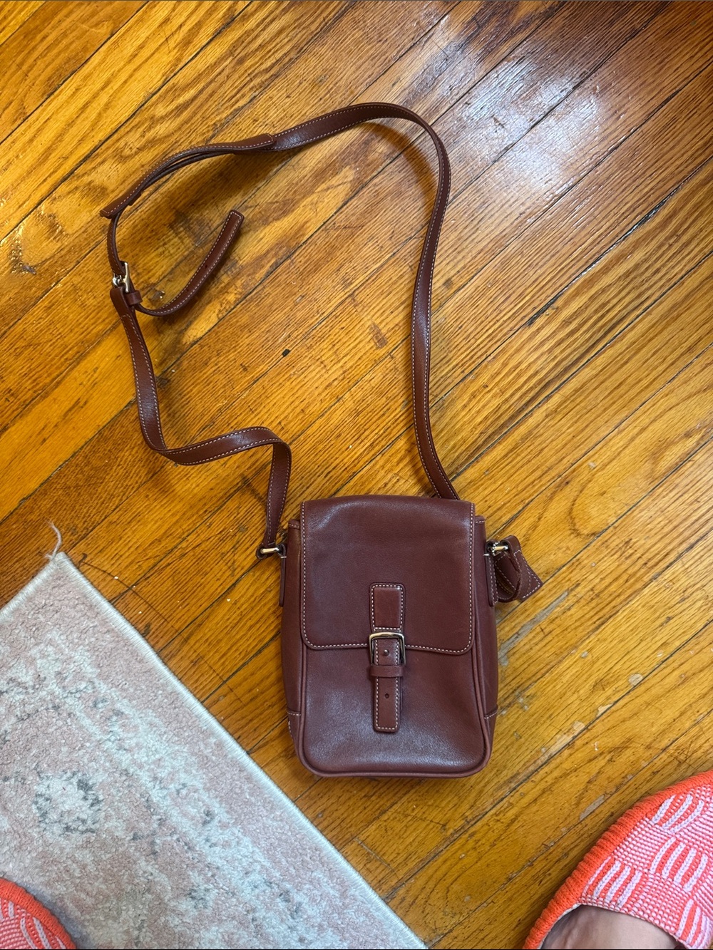 Vintage Coach Brown Leather Crossbody Bag - Classic Buckle Design